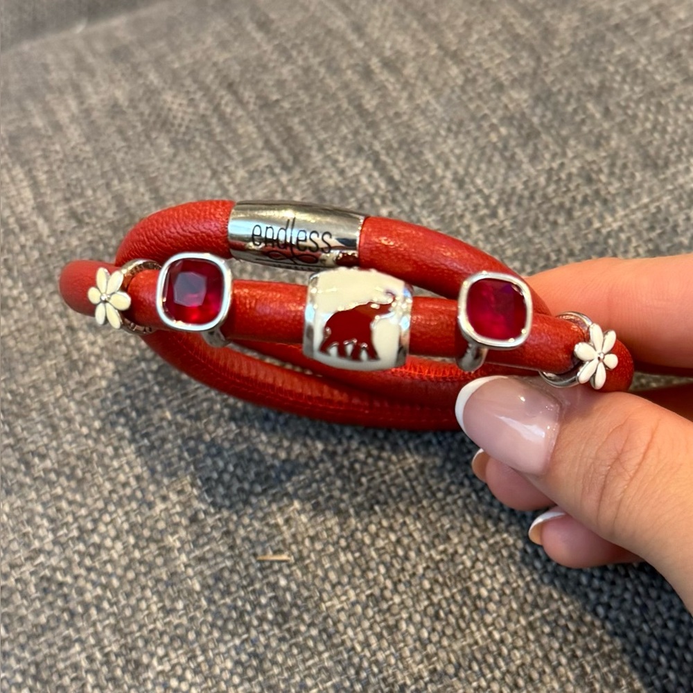 Endless Jewelry Red Leather Wrap Bracelet Sterling Silver Charms Daisy Red Stone